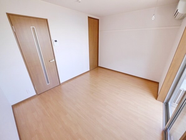 セレーヌ仲町台Aの物件内観写真